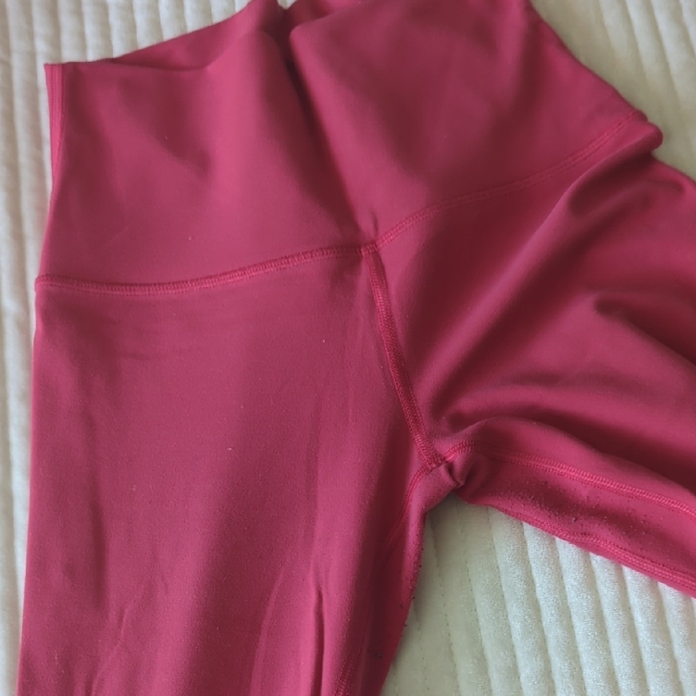 Lululemon Size 4 28 Inches